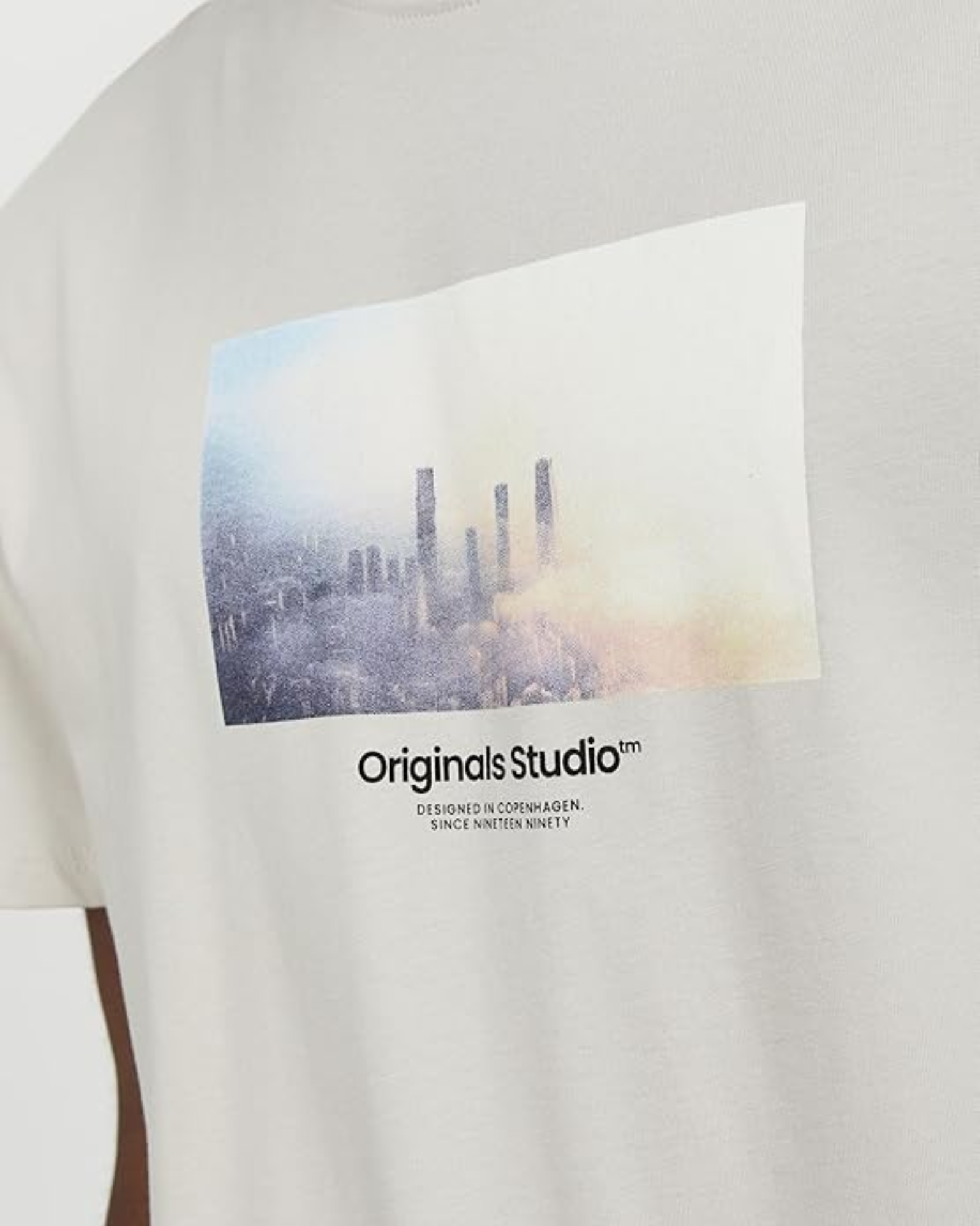 JACK & JONES - 100% Cotton City Silhouette Graphic Tee