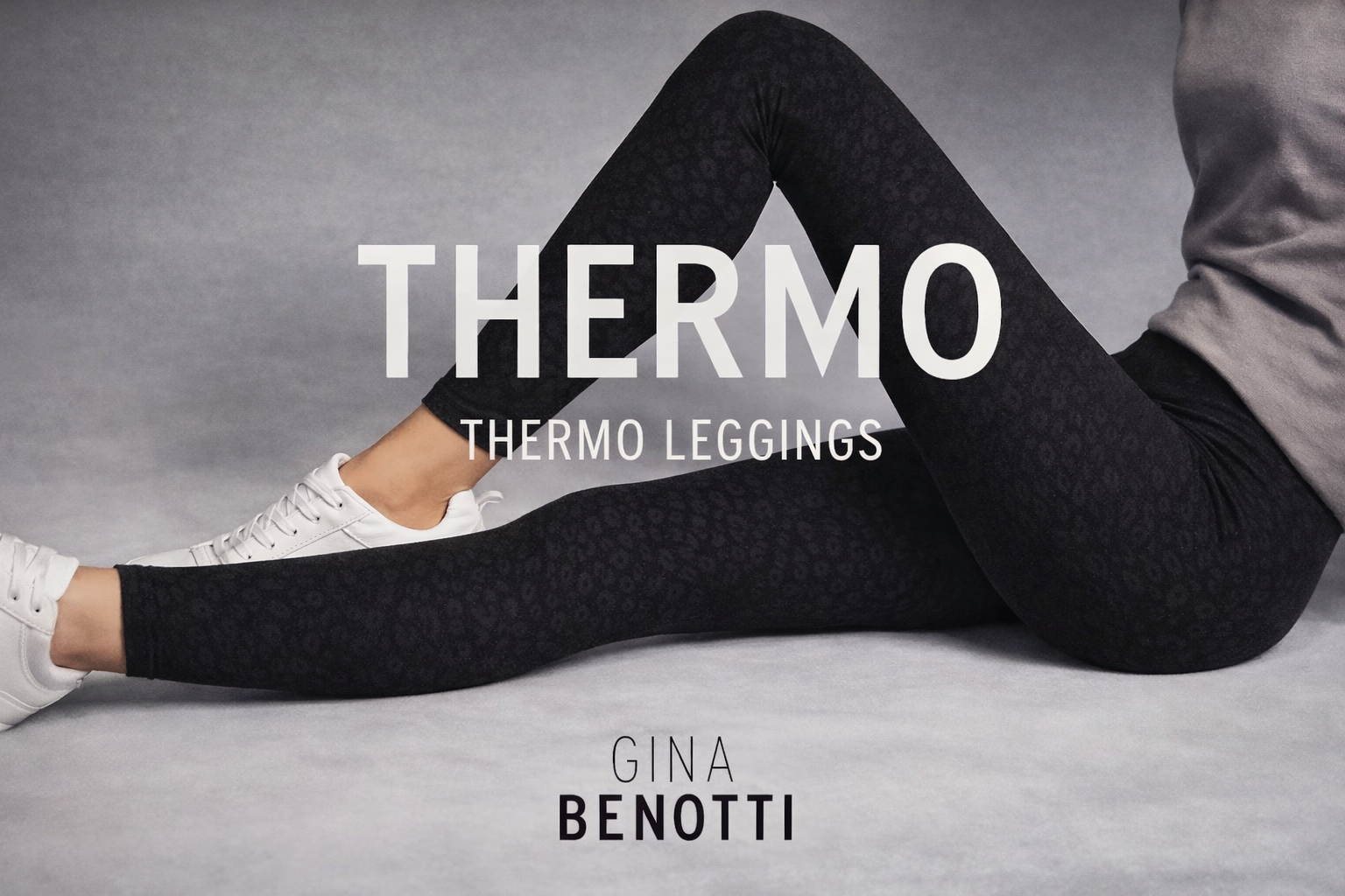 women wearing black thermo leggings 