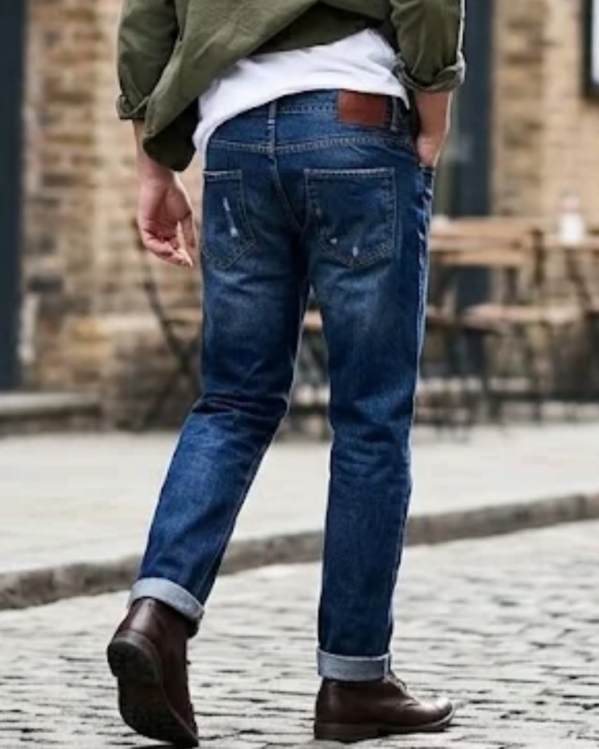 STRADIVARIUS - Men’s Regular Tapered Fit Jeans in Dark Indigo Wash