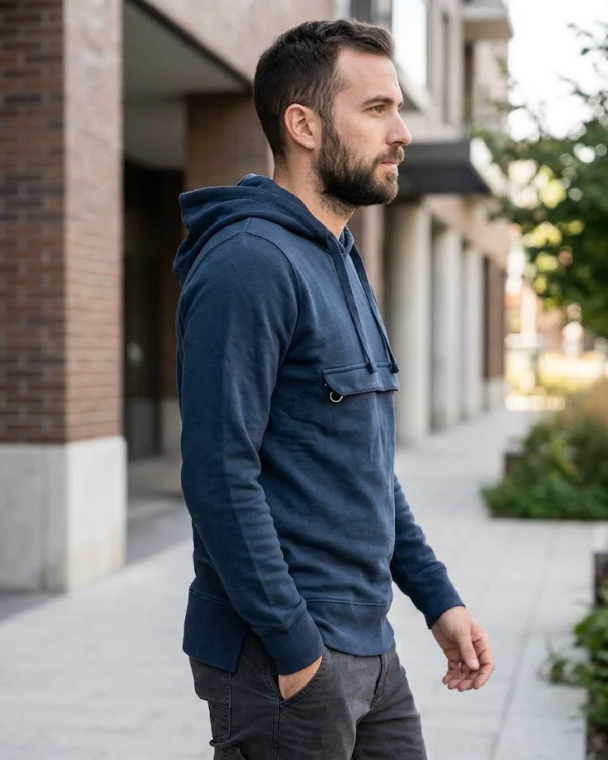 STRADIVARIUS - Men’s Flap Pocket Detail Hooded Sweatshirt – Navy Blue
