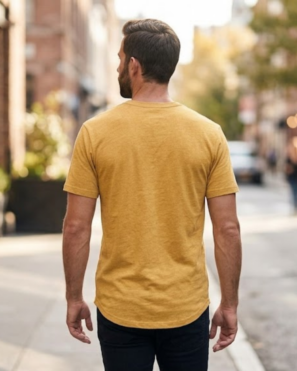 BERSHKA - Men's Mustard Yellow Heather Curved Hem Crewneck T-Shirt
