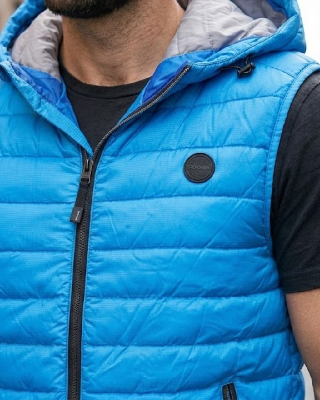 BERSHKA - Men's Electric Blue Hooded Lightweight Puffer Vest Jacket