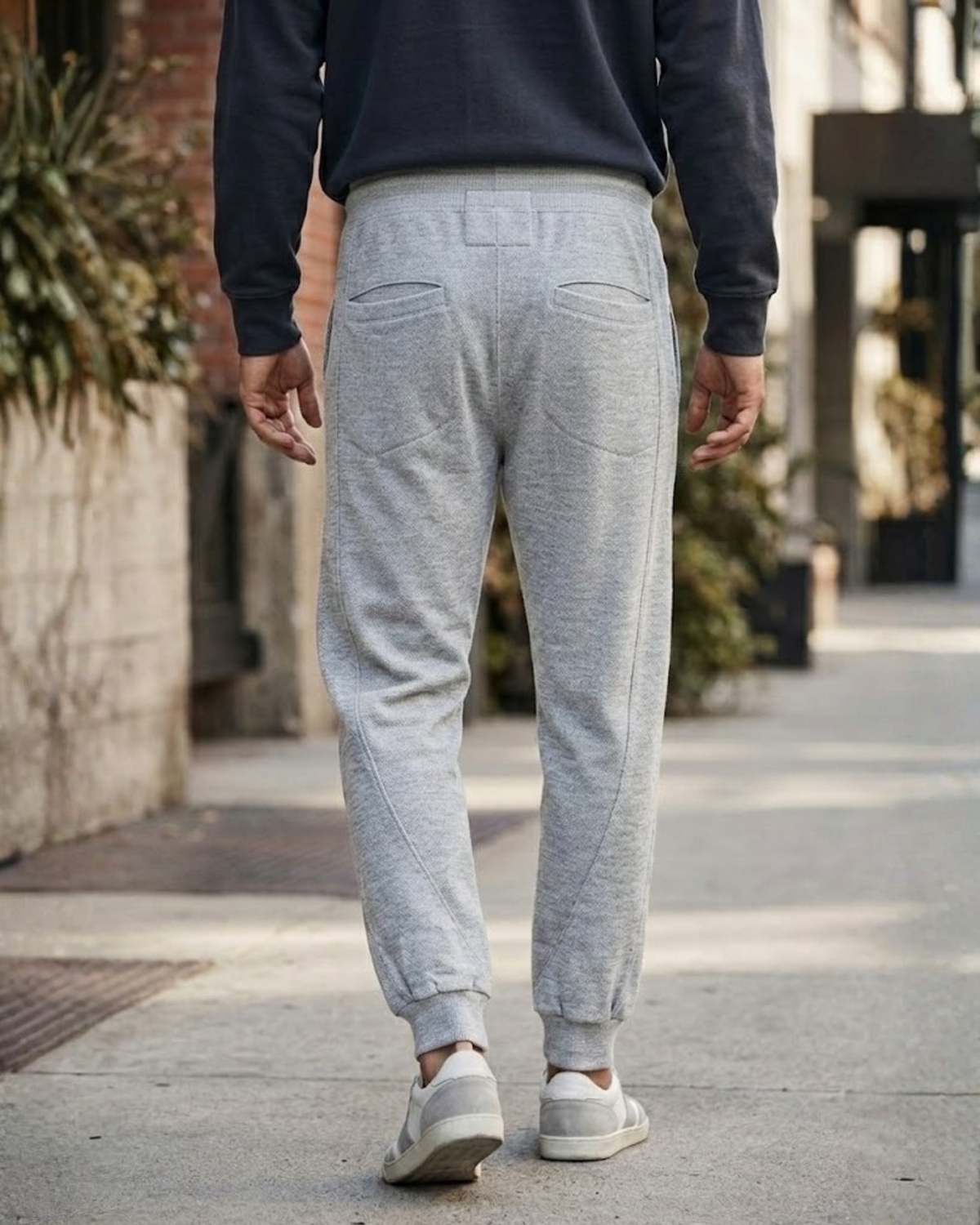 BERSHKA - Men’s Textured Knit Lightweight Jogger Pants – Heather Grey