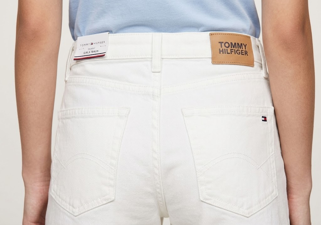 TOMMY HILFIGER - Teens 164cm tall Skinny Fit Sail White Denim Shorts