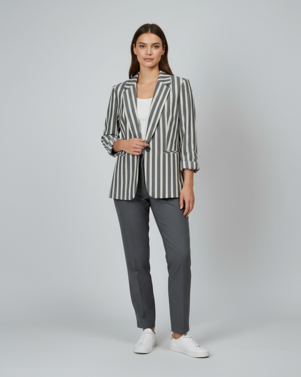 BAR III - Women's 3/4-Sleeve Blazer