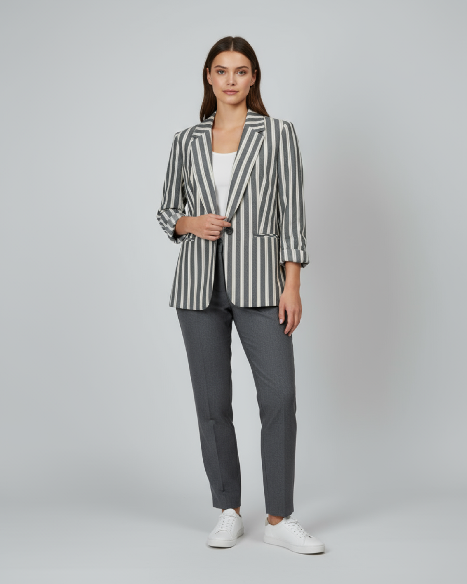 BAR III - Women's 3/4-Sleeve Blazer